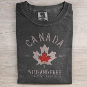 Canada Est 1867 Wild and Free T-shirt with Maple Leaf